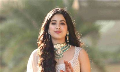 কবে বিয়ে করছেন ? জাহ্নবী বললেন ...